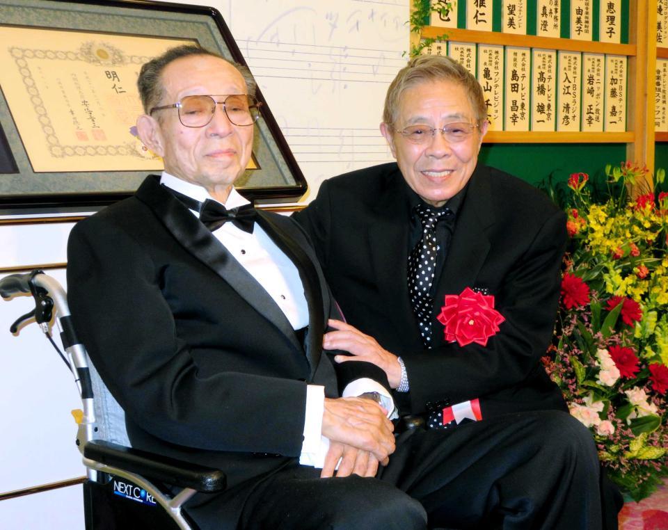 作曲家・船村徹氏が死去　８４歳　「王将」「矢切の渡し」ヒット曲残し…編集者のオススメ記事秋野暢子 活動休止 頸部食道がんの重複がん【写真】浜田雅功、コスプレしてないえなこを絶賛「絶対このま…【写真】辻希美の１４歳長女 雛祭りケーキに父杉浦も「マジ凄っ…【写真】にゃんこスター、キャラ激変！サンド伊達「話入ってこ…芸能最新ニュース主要ニュース「大奥」白猫・若紫を殺した玉栄って！オリ・山岡　大トリ更改「もっと勝つ」門田博光さんの死をブーマー氏が追悼ゆたぼん父 「雑魚ども」アンチ一蹴木村拓哉「綾瀬はるかにはかなわない」田中将大が侍・栗山監督と連絡を「罠の戦争」小渕議員ディスってる説佳純美宇ペア全日本棄権　単のみ出場へランキング(芸能)話題の写真ランキングデイリーおすすめアイテム写真リアルタイムランキング注目トピックス