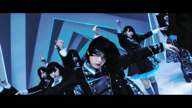 欅坂・平手友梨奈「坂道AKB」のセンターに大抜てき/芸能