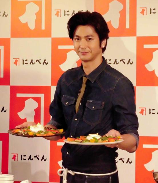 速水もこみち 料理生披露もまさかの 失敗 もう１回やらせて 芸能 デイリースポーツ Online