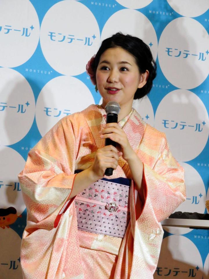 同じ母として堀北真希にエールを送った関根麻里＝東京・代官山