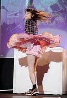 　活動再開の舞台でパフォーマンスを披露した道重さゆみ＝都内（撮影・開出牧）