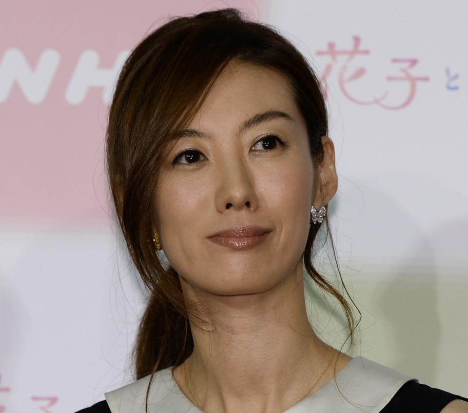 女優のともさかりえ