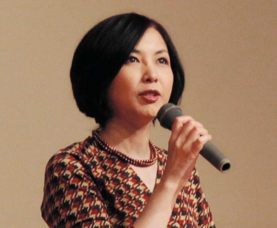 タレントの麻木久仁子