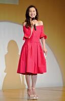 ほとんどが女性の新入社員へエールを送った中村アン＝東京・日本橋