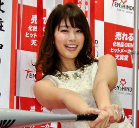 ＴＧ戦始球式の“神スイング”稲村亜美、球速は９６キロから１０３キロ