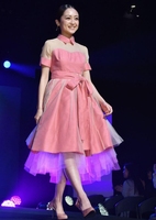 ４・２１スタートの金曜ナイトドラマ「女囚セブン」制作発表会見に登場した安達祐実＝テレビ朝日