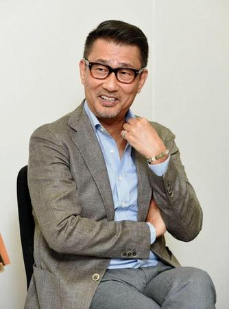芸能界の閉塞感について語った中井貴一＝都内