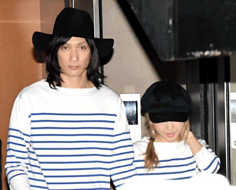 村田充 沙也加とペアのブレスレットとリングを披露 挙式のハワイで手に
