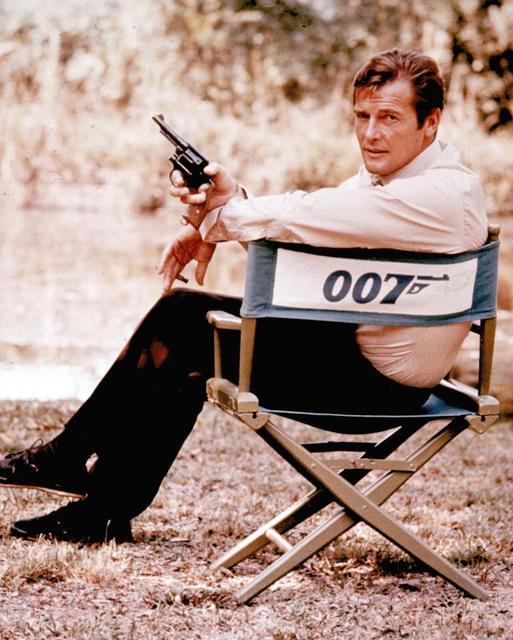 ロジャー・ムーア氏死去 89歳 「007」3代目ボンド役/芸能 