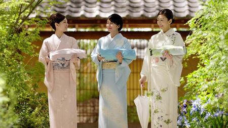 　（左から）北川景子、柴咲コウ、松雪泰子