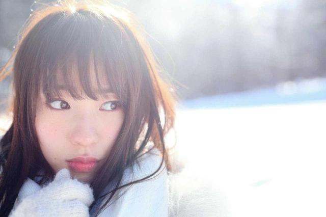藤江れいな、AKBグループ卒業記念写真集発売 白無垢姿も/芸能