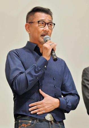 　俳優の中井貴一