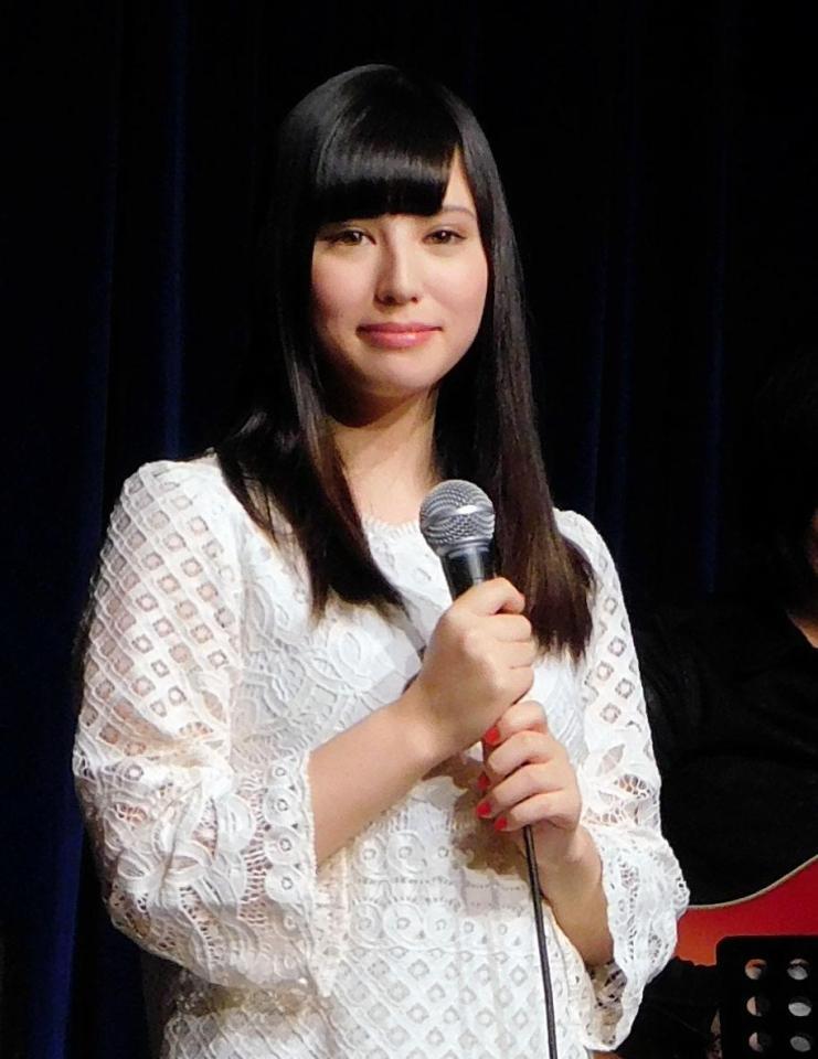 デビューイベントを行ったＡｎｎａ＝東京・表参道のレストラン「ＣＡＹ」