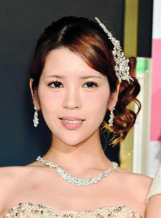 　タレントの坂口杏里