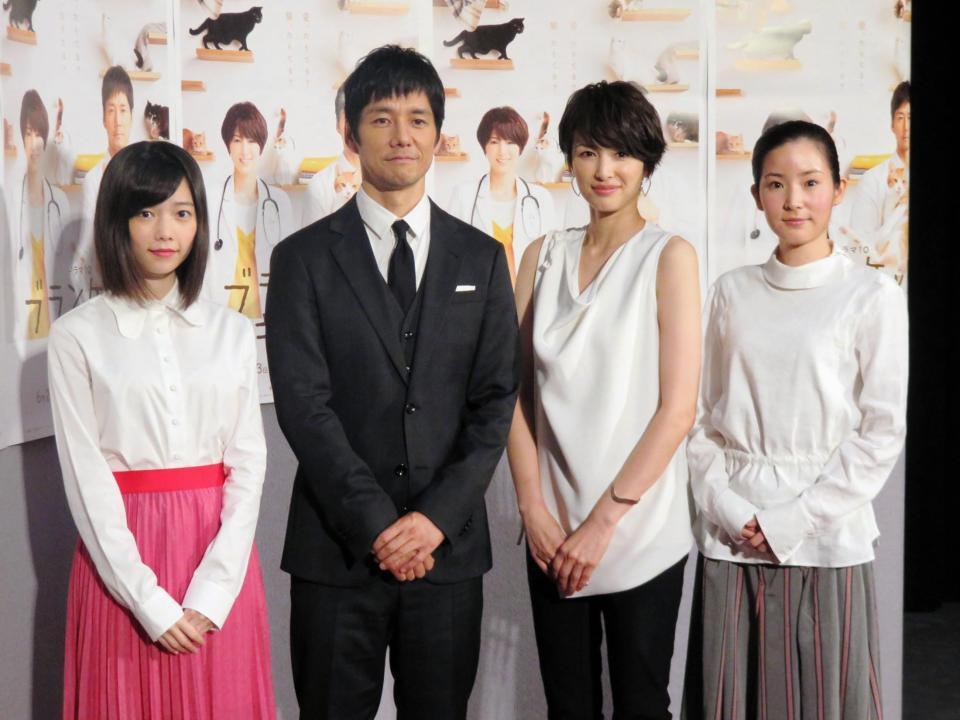 会見した（左から）島崎遙香、西島秀俊、吉瀬美智子、蓮佛美沙子＝東京・渋谷のＮＨＫ