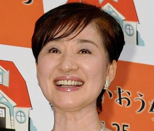 女優の松居一代