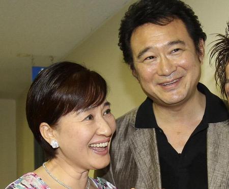 船越英一郎・松居一代夫妻＝２０１１年