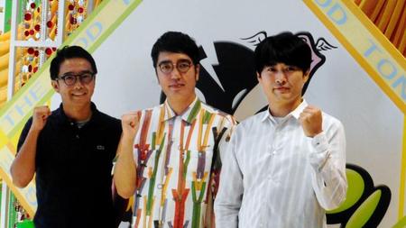 初のゴールデン進出に意気込む「ゴッドタン」ＭＣのおぎやはぎと劇団ひとり＝テレビ東京天王洲スタジオ