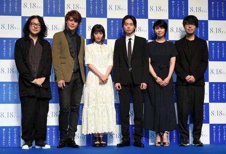 製作報告会見でＰＲする（左から）岩井俊二（原作）、宮野真守、広瀬すず、菅田将暉、松たか子、川村元気（企画・プロデュース）＝東京・パークタワーホール（撮影・開出牧）
