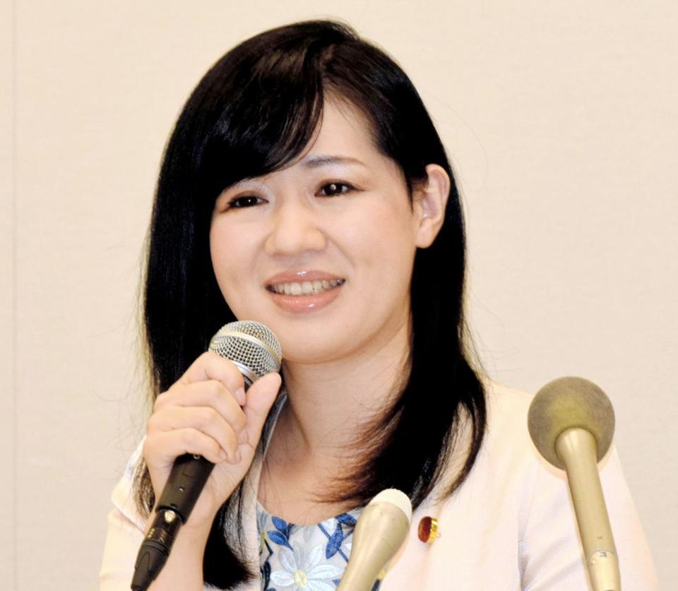 上西小百合議員