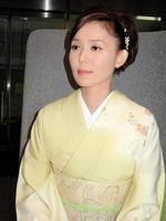 平尾昌晃氏との思い出を語る永井みゆき＝都内