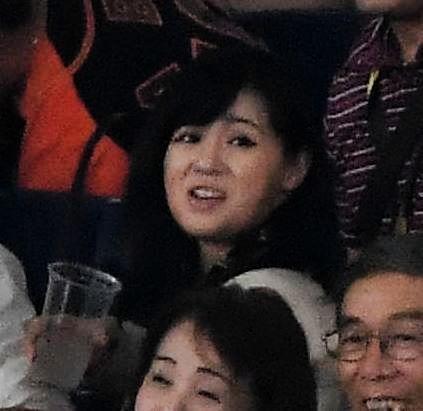 　観戦に訪れた上西小百合氏＝東京ドーム