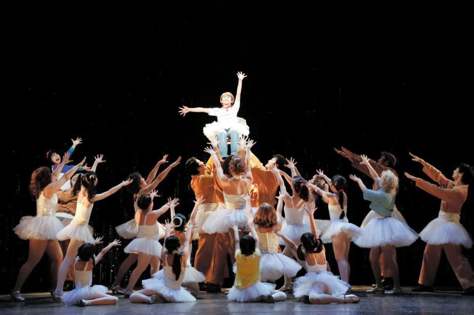 フィナーレ。ビリー役：前田晴翔