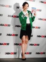 ゲームソフト「ＮＢＡ　２Ｋ１８」の発表会見に登場した足立梨花＝東京・赤坂のベクトルラウンジ