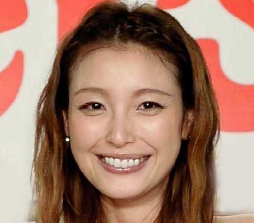 安室引退 熱烈ファンの木下優樹菜が号泣動画 涙がとまらなくって 芸能 デイリースポーツ Online