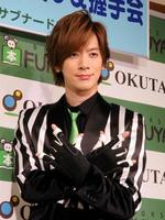 自身が手掛けた絵本の発売記念イベントを開催したＤＡＩＧＯ＝東京・福家書店新宿サブナード店