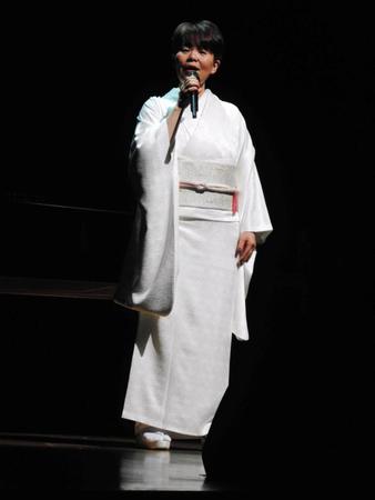 コンサート「Ｓｉｎｇｅｒ」を行った島津亜矢＝東京オペラシティコンサートホール