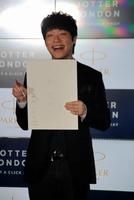 声変わりを望んだ川島明＝東京・ベクトルスタジオ