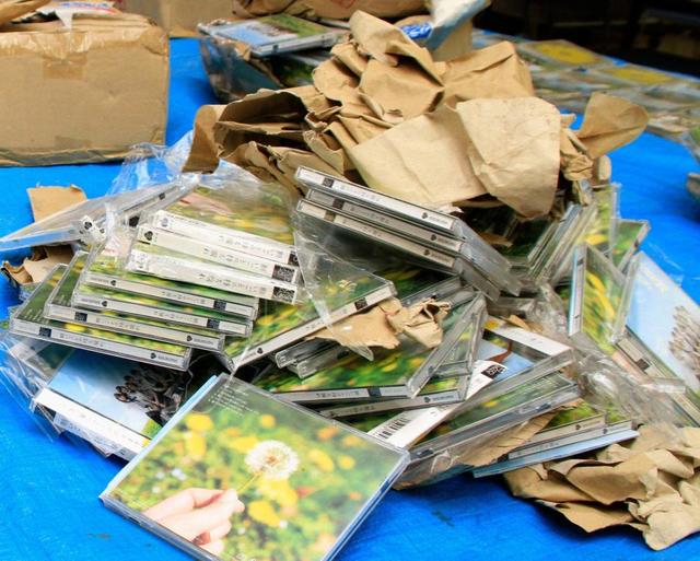 AKBのCD大量投棄の疑いで書類送検 「処分に困った」 /芸能 