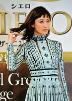 髪へのこだわりを語った山田優＝東京・表参道