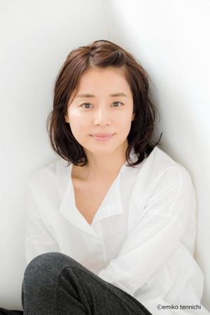 厚生労働大臣・立原愛子役で木村拓哉と１４年ぶりに共演する石田ゆり子