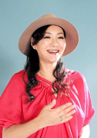 　デビュー４０周年への思いを語った杏里（撮影・大山伸一郎）