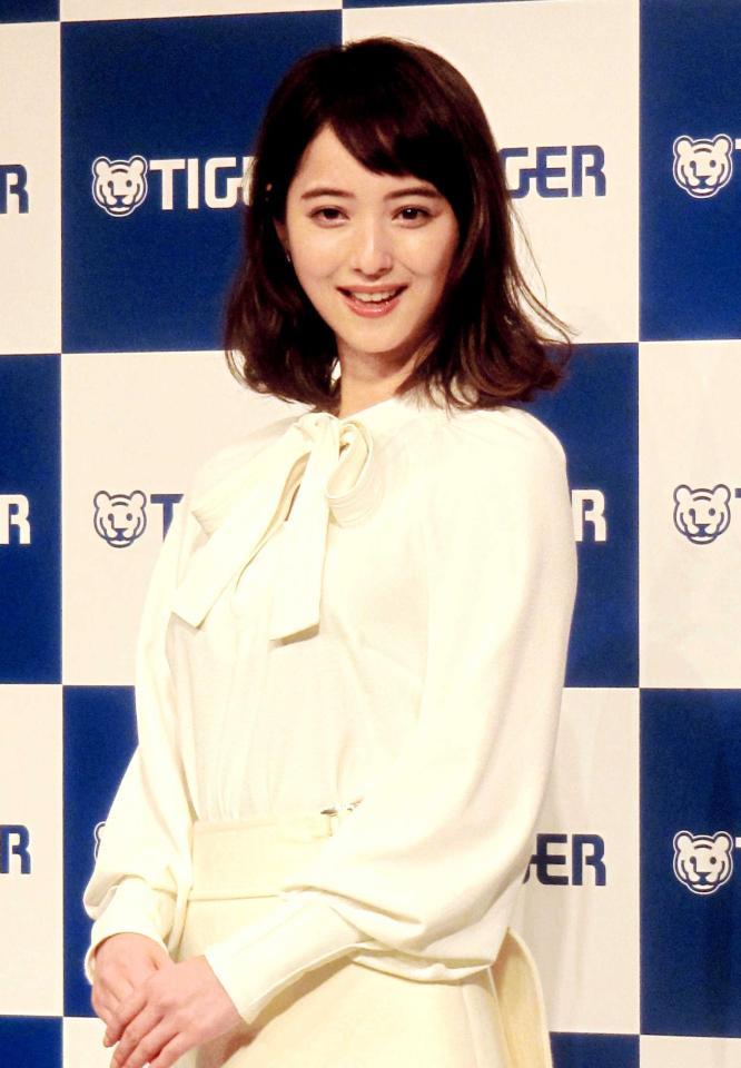 　「手料理開眼」を熱く語った佐々木希＝都内