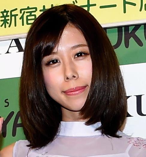 有村架純の姉 藍里 自身のブログ写真は 全部修正 自撮り詐欺 と告白 芸能 デイリースポーツ Online