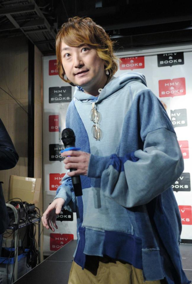 　イベントを終え引き揚げる山下穂尊＝東京・ＨＭＶ＆ＢＯＯＫＳ　ＴＯＫＹＯ