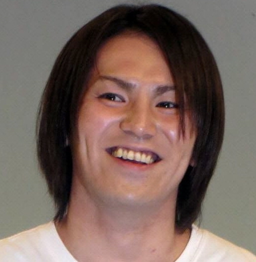 狩野英孝 亡き愛犬の思い出を懐かしむ ふと思い出した お墓になっても可愛い 芸能 デイリースポーツ Online 狩野英孝 亡き愛犬の思い出を懐かしむ ふと思い出した お墓になっても可愛い 芸能 デイリースポーツ Online