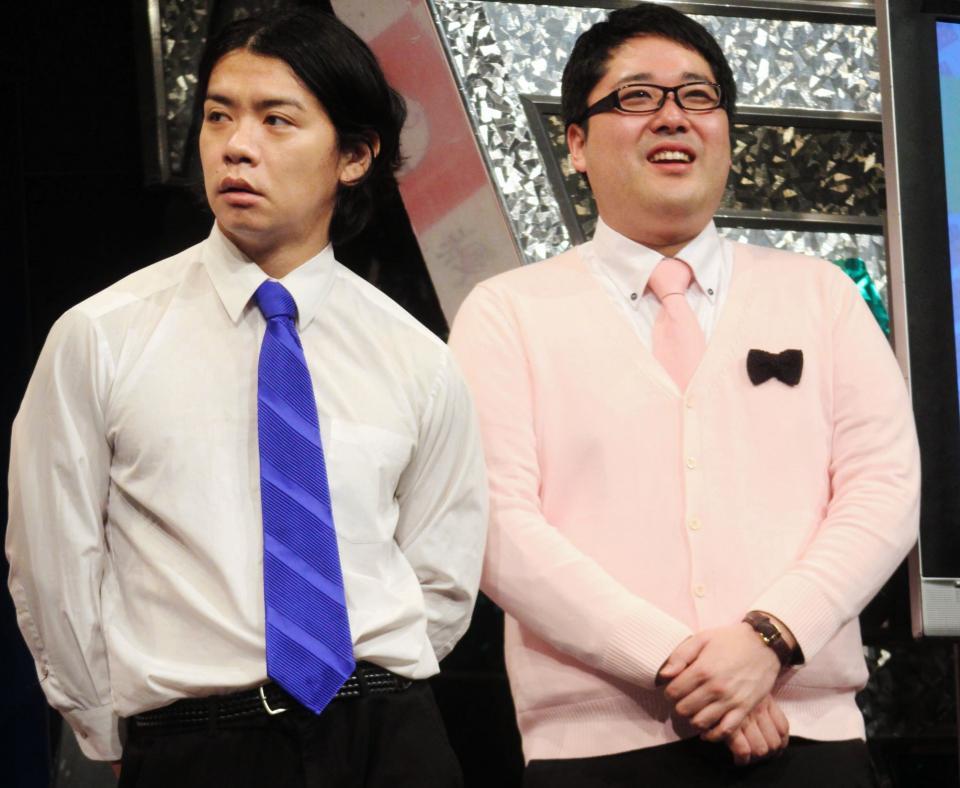 マヂカルラブリーの野田クリスタル（左）と村上