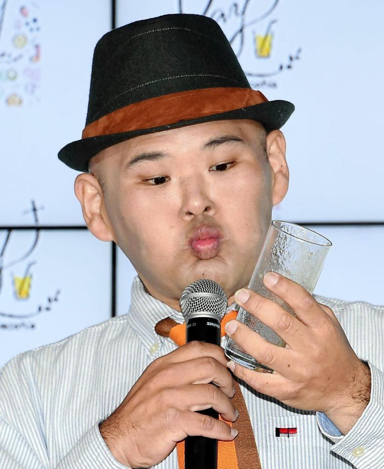 芸能活動復帰後初となるイベントに登場した安田大サーカスのＨＩＲＯ＝東京・赤坂のベクトルスタジオ（撮影・堀内翔）