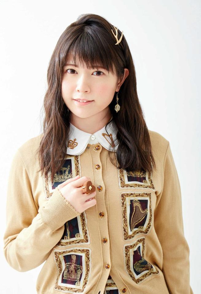 　声優の竹達彩奈