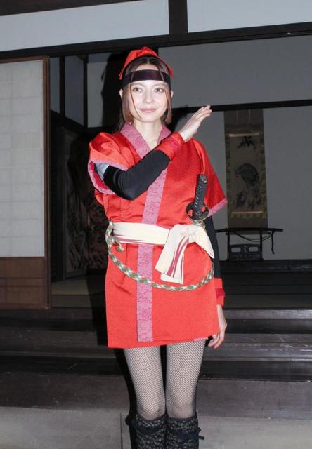 ベッキー、撮影中負傷で2針縫うも続行「気合いです」…文春に勝てる