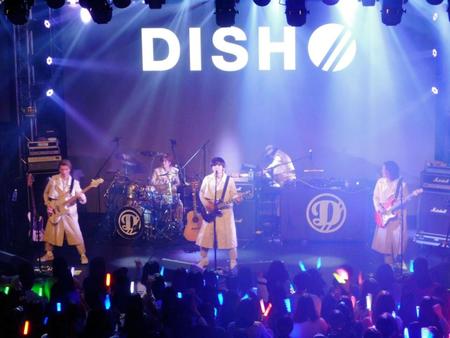 ニューシングル「勝手にＭＹ　ＳＯＵＬ」の発売記念イベントを行ったＤＩＳＨ／／＝東京・白金セレネ
