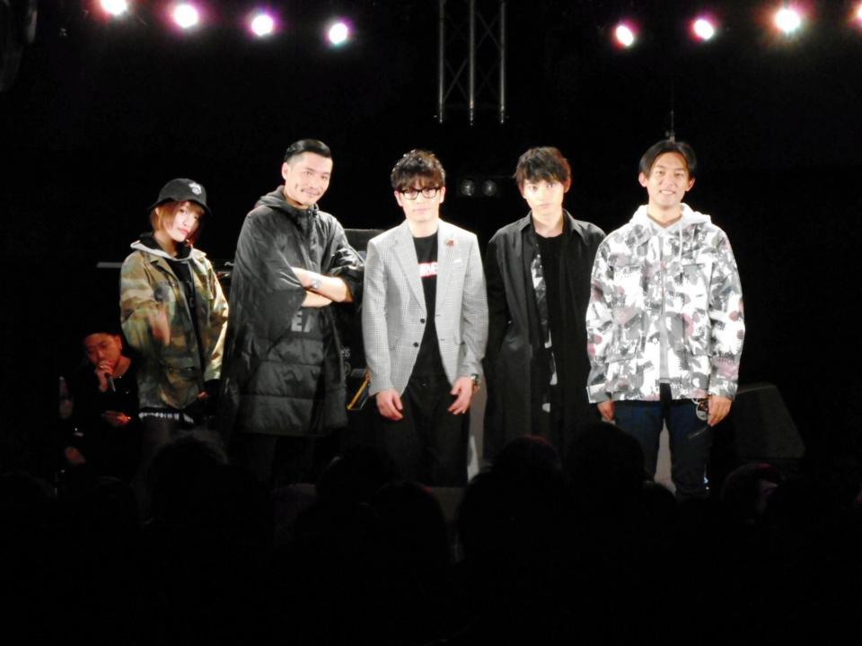 映画「ブラックパンサー」の公開直前イベントに登場した（左から）ＭＩＲＩ、Ｚｅｅｂｒａ、藤森慎吾、ＳＫＹ－ＨＩ、ＫＥＮ　ＴＨＥ　３９０＝東京・渋谷のＳＯＵＮＤ　ＭＵＳＥＵＭ　ＶＩＳＩＯＮ