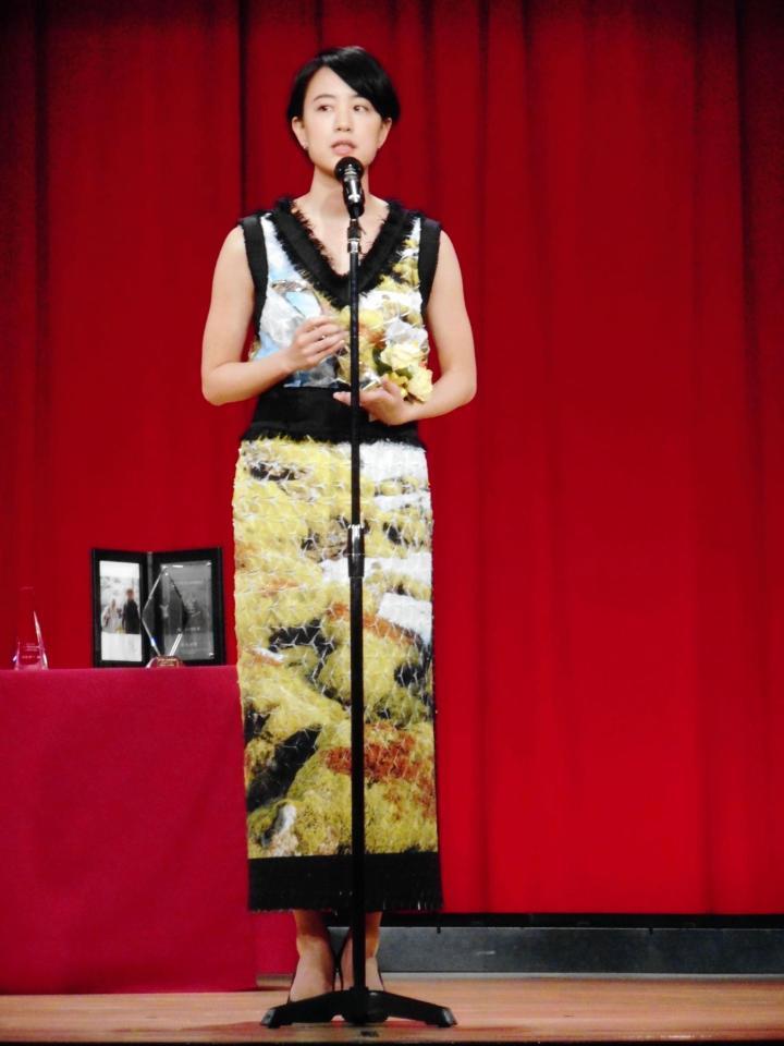 シネマ夢倶楽部の推薦委員特別賞に輝いた石橋静河＝東京・帝国ホテル