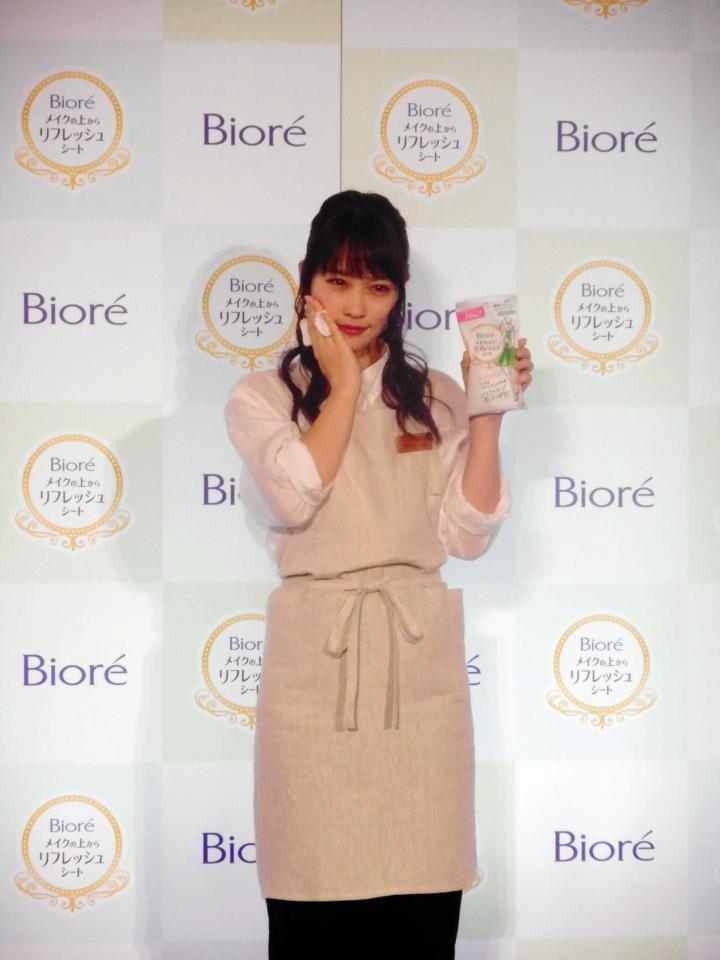 「ビオレ」新ＣＭ発表会に参加した川栄李奈＝東京・秋葉原