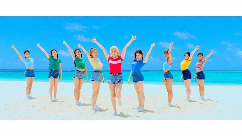 　日本デビュー曲のＭＶをサイパンで撮影したＭＯＭＯＬＡＮＤ