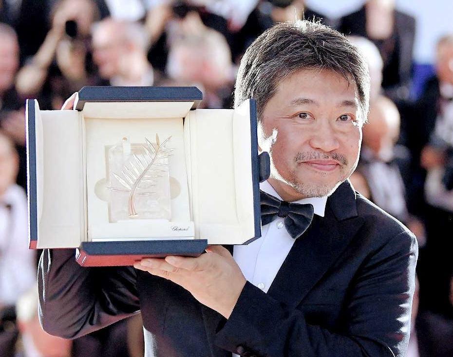 　「第７１回カンヌ国際映画祭」で最高賞のパルムドールを受賞した「万引き家族」の是枝裕和監督